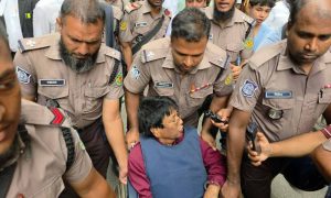 হুইল চেয়ারে আদালতে সাংবাদিক আজাহার আলী, ফের গ্রেপ্তার