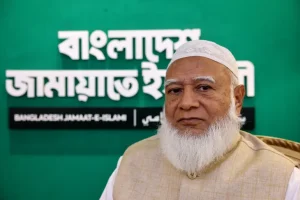 এমপি থেকে পিয়ন, সবার কাছে বিরোধীদলীয় নেতার ‘১০ কেজির সারপ্রাইজ’
