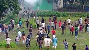 ইউপি চেয়ারম্যানের দায়িত্বে ফিরতে মরিয়া আওয়ামী লীগ নেতা, সংঘর্ষে আহত ৫০