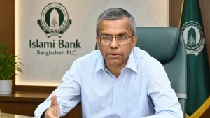 ইসলামী ব্যাংককে ১৩ হাজার কোটি টাকা ধার দেওয়া হয়েছে: গভর্নর