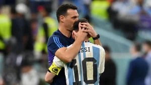 ‘মেসিকে অনেক ভালোবাসি’, আবেগাপ্লুত স্কালোনি