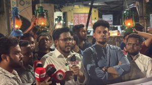 লুটপাট চললে সরকারের হাতে হারিকেন ধরিয়ে দেওয়া হবে: এনসিপি নেতা