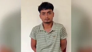 সীমান্তে বিজিবির হাতে ভারতীয় যুবক আটক