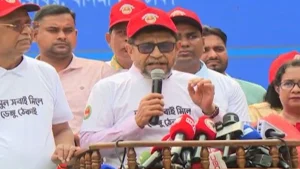 এবার ডেঙ্গু আক্রান্তদের রক্তক্ষরণের শঙ্কা রয়েছে: স্বাস্থ্যমন্ত্রী