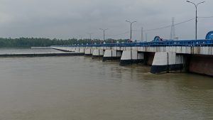 তিস্তার পানি বিপৎসীমা ছুঁই ছুঁই, আতঙ্কিত হয়ে পড়েছেন কৃষকরা