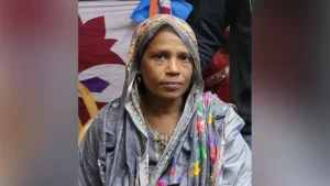 পদ্মা নদীতে নিখোঁজ নারীকে ২ দিন পর জীবিত পাওয়া গেল চাঁদপুরে