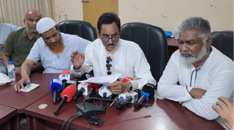 ‘প্রিয় নবী’ শব্দকে ‘স্লিপ অব টাং’ বললেন সেই জেলা পরিষদ প্রশাসক