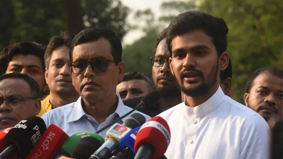 সরকারি অর্থ খরচ করে ঢাকার দুই সিটি প্রশাসক ভোটের প্রচারণা চালাচ্ছেন: আসিফ মাহমুদ