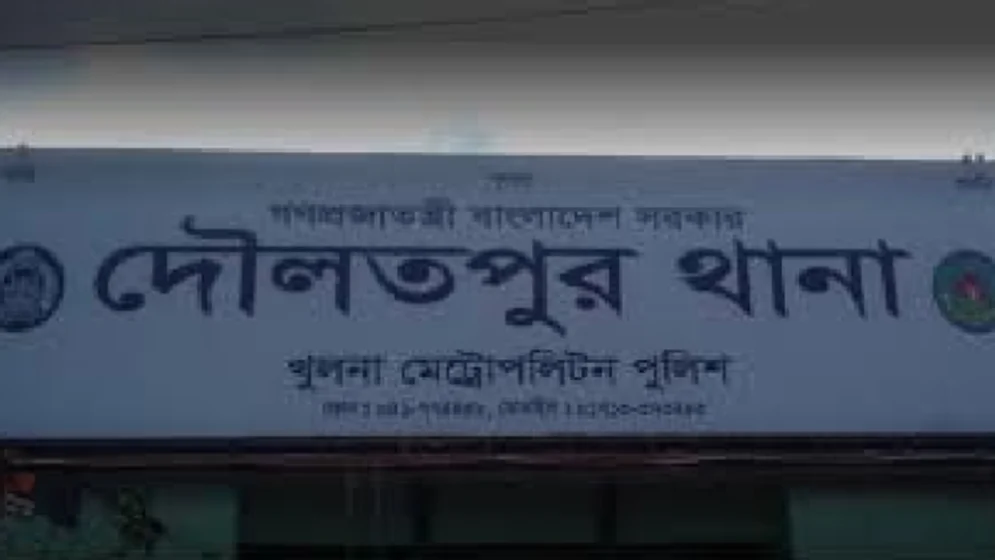 মসজিদে ঢুকে ২ মুসল্লিকে গুলির ঘটনায় আতঙ্ক, আসামি ধরতে মরিয়া পুলিশ