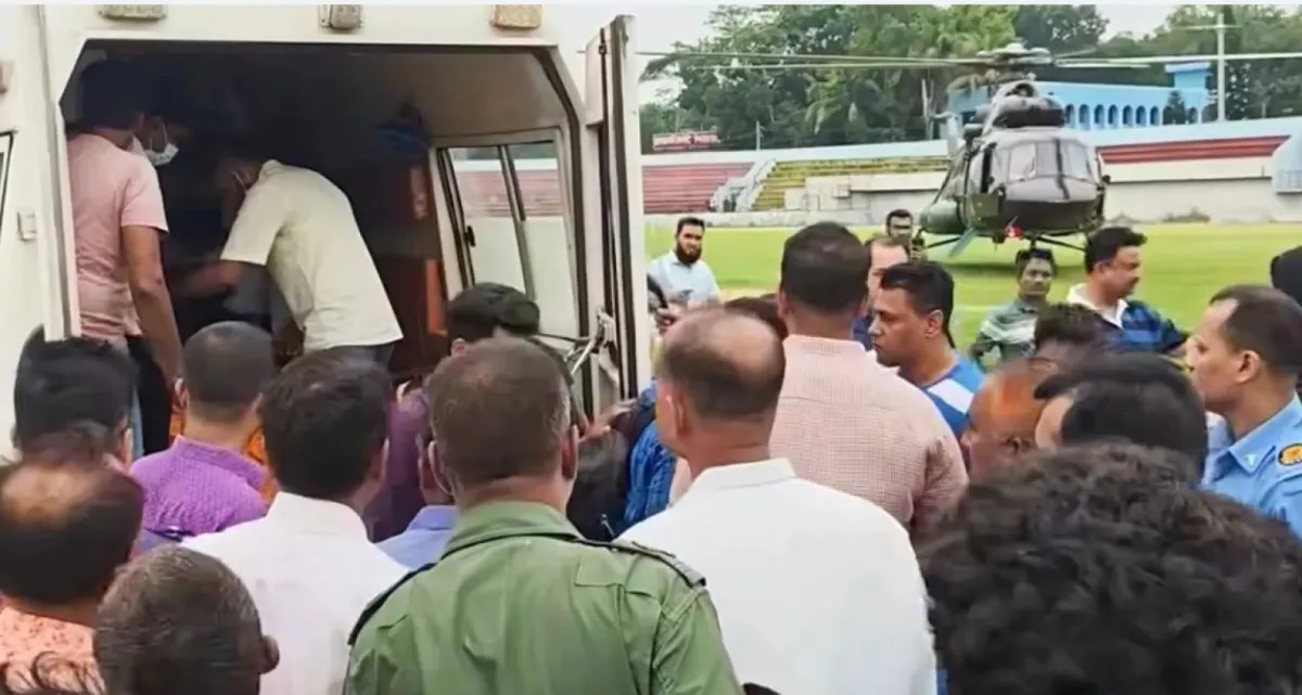 এয়ার অ্যাম্বুলেন্সে ঢাকায় নেওয়া হলো মাগুরার ডিসিকে