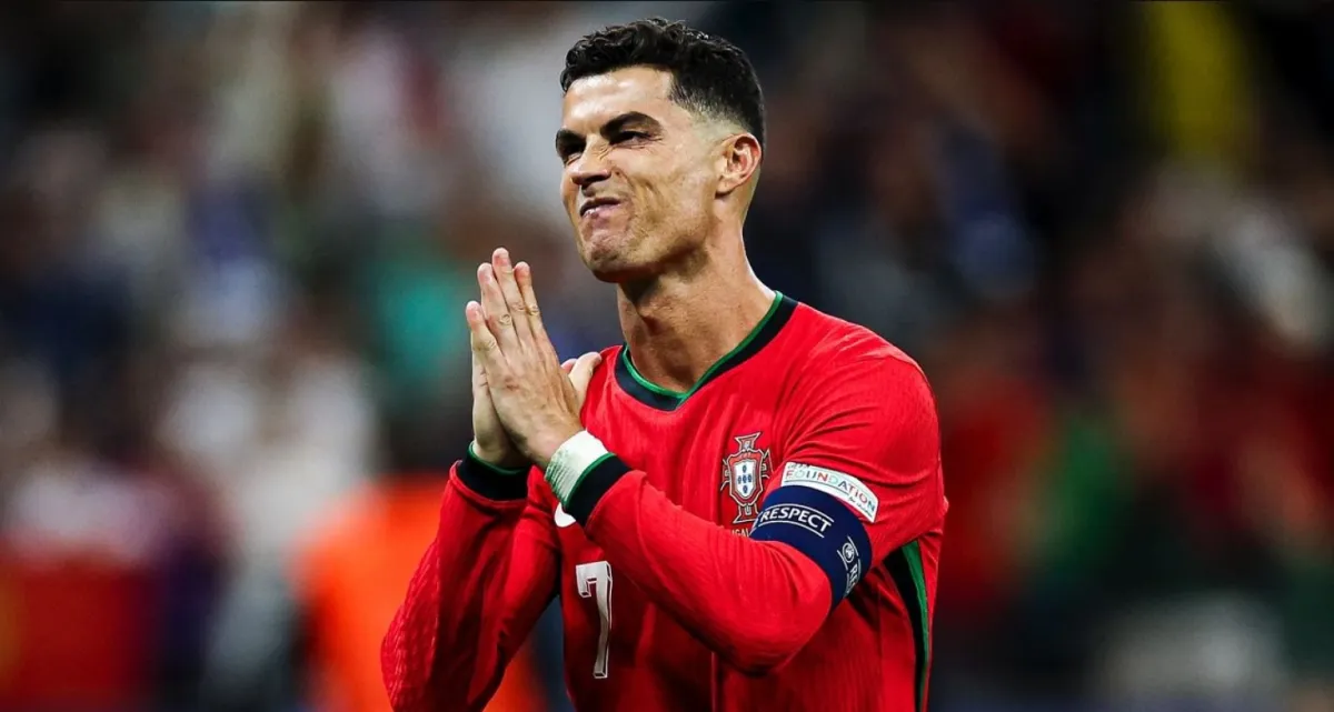 যাকে সর্বকালের সেরা ফুটবলার আখ্যা দিলেন রোনালদো