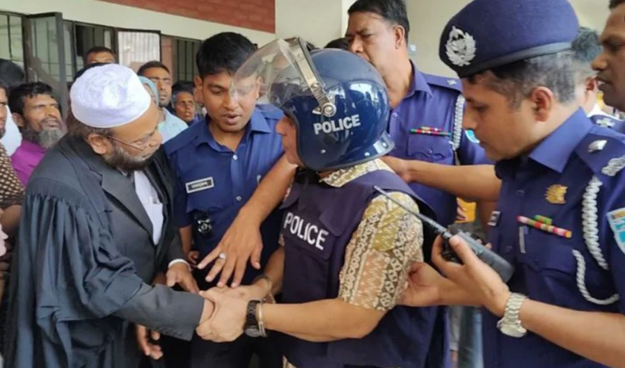 সাবেক প্রতিমন্ত্রীকে হাইকোর্ট জামিন দিলেও মুক্তির সুযোগ দেয়নি পুলিশ