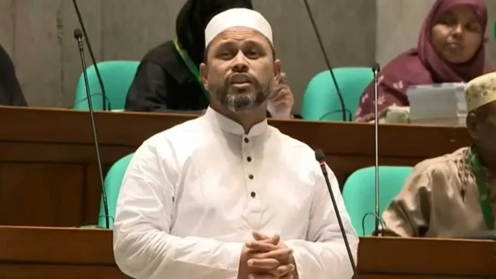 শহীদ মুক্তিযোদ্ধার সন্তান দাবি ‘স্লিপ অব টাং’