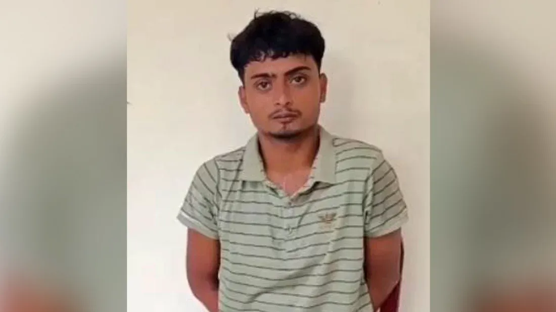 সীমান্তে বিজিবির হাতে ভারতীয় যুবক আটক