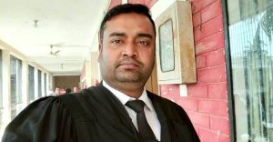 ব্রাজিল সমর্থক হলেই অর্ধেক ফি-তে দেবেন আইনি সহায়তা