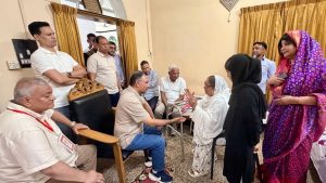 খালেদা জিয়ার বান্ধবী খালেদা রাব্বানীর বাসায় প্রধানমন্ত্রী