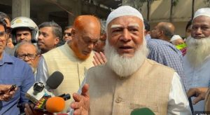জনগণ ঘুমিয়ে থাকার সময়ে তেলের দাম বাড়ানো হয়েছে: ডা. শফিকুর রহমান