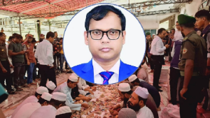মাজারে ৫ লাখ টাকা দিয়ে আবার আলোচনায় বিদায়ী ডিসি সারওয়ার