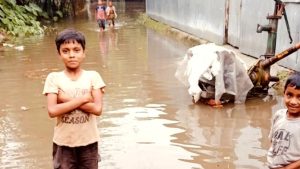 তিস্তার পানি বিপৎসীমার উপরে, পানিবন্দি ৩ শতাধিক পরিবার
