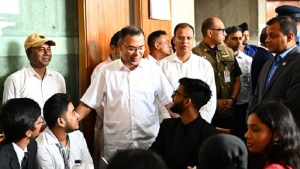 প্রধানমন্ত্রীর আয়োজনে সংসদ ভবনে মধ্যাহ্নভোজ