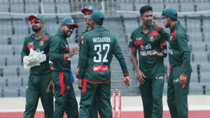 অস্ট্রেলিয়ার বিপক্ষে সিরিজ জয়ে ২ কোটি টাকা বোনাস পাচ্ছেন বাংলাদেশ ক্রিকেট দল