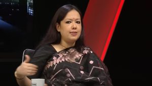 গ্রামে ১০-১২ ঘণ্টা বিদ্যুৎ থাকে না, অভিযোগ রুমিন ফারহানার