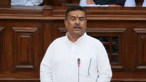 ১০ হাজার বাংলাদেশিকে ফেরত পাঠানোর দাবি, পশ্চিমবঙ্গের মুখ্যমন্ত্রীকে ঘিরে বিতর্ক