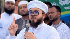 পরিস্থিতি শান্ত করতে আমি কিছুটা উত্তেজিত হয়ে পড়েছিলাম: সেই ভাইরাল ভিডিওর ব্যাখ্যা দিলেন হানজালা