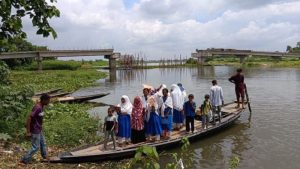 ৬ বছরেও শেষ হয়নি তিতাস সেতুর নির্মাণকাজ, দুর্ভোগে কয়েক হাজার মানুষ