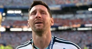 হাসপাতালে ছুটে গেলেন লিওনেল মেসি