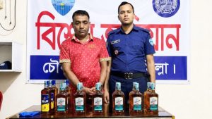কুমিল্লায় ইয়াবা ও বিদেশি মদসহ চিহ্নিত মাদক কারবারি আটক