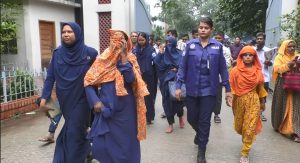 সিরাজগঞ্জে খেজুরের রস বিক্রেতা হত্যা: স্বামী-স্ত্রী-কন্যাসহ ৫ জনের যাবজ্জীবন