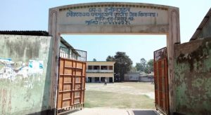 পর্দা নিয়ে পরীক্ষাকেন্দ্রে জটিলতা, এইচএসসি পরীক্ষা থেকে বঞ্চিতের অভিযোগ