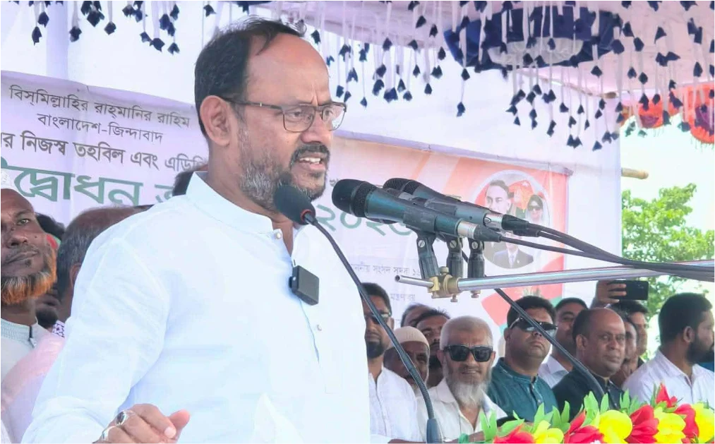 ‘যুবসমাজকে বিপথে নিতে প্রতিবেশী রাষ্ট্র মাদক প্রবেশের অপচেষ্টায় রয়েছে’: প্রতিমন্ত্রী টুকু