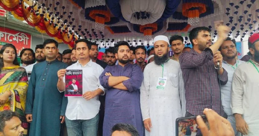 একনায়কতন্ত্র কায়েম করলে আ.লীগের মতোই বিএনপির পরিণতি হবে: নাহিদ ইসলাম