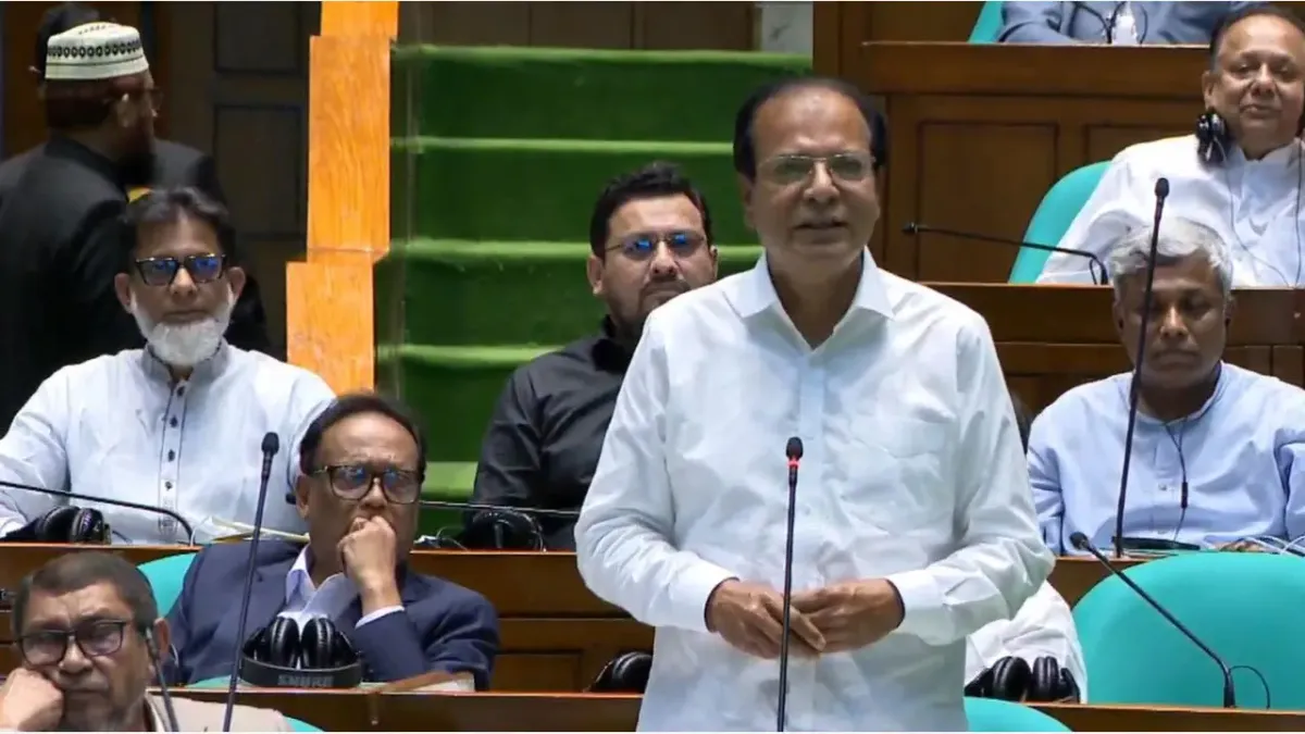 পাহাড় ধস ঠেকাতে ঝুঁকিপূর্ণ বাসিন্দাদের পুনর্বাসনে বাড়ি দেবে সরকার