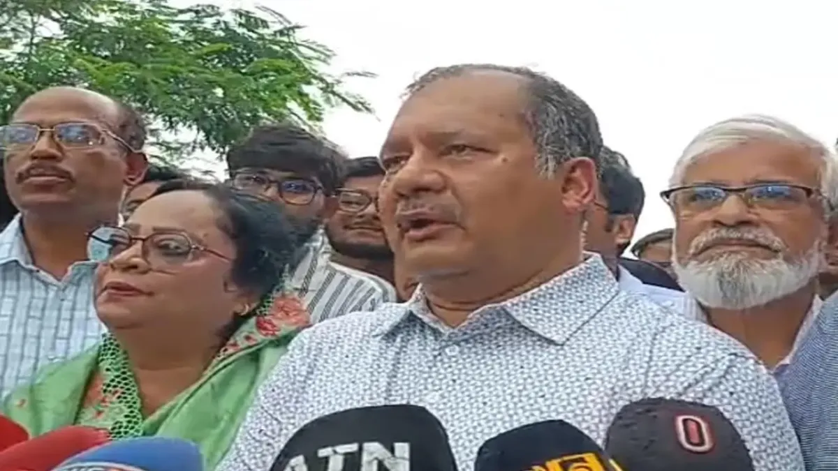 রাজনীতি মানুষের ভাগ্য পরিবর্তনের পবিত্র প্রক্রিয়া: তথ্যমন্ত্রী
