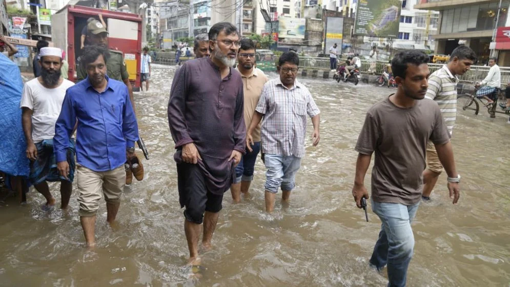 মিরপুরে জলাবদ্ধতা পরিস্থিতি পরিদর্শন করলেন ডিএনসিসি প্রশাসক