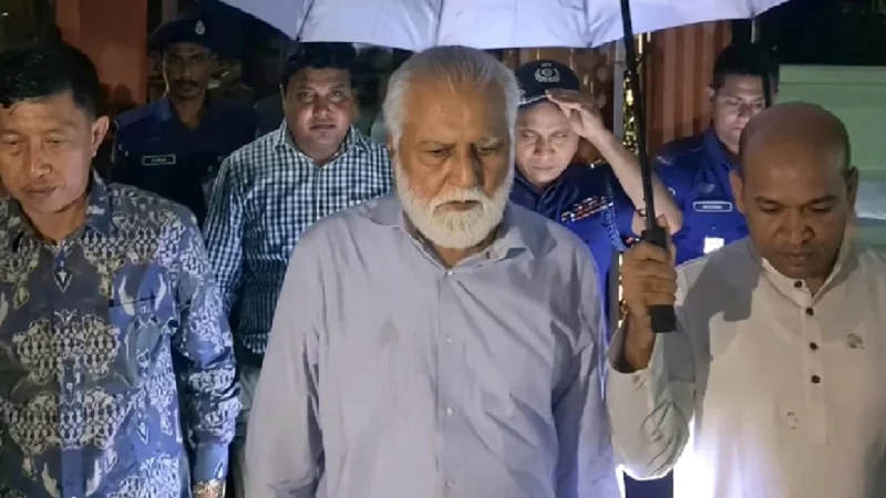 রাঙ্গামাটির বন্যাদুর্গতদের যত দিন প্রয়োজন তত দিন ত্রাণ দেওয়া হবে: ত্রাণ প্রতিমন্ত্রী
