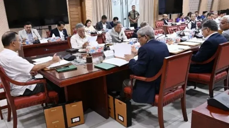 প্রধানমন্ত্রীর সভাপতিত্বে মন্ত্রিপরিষদ বৈঠক চলছে