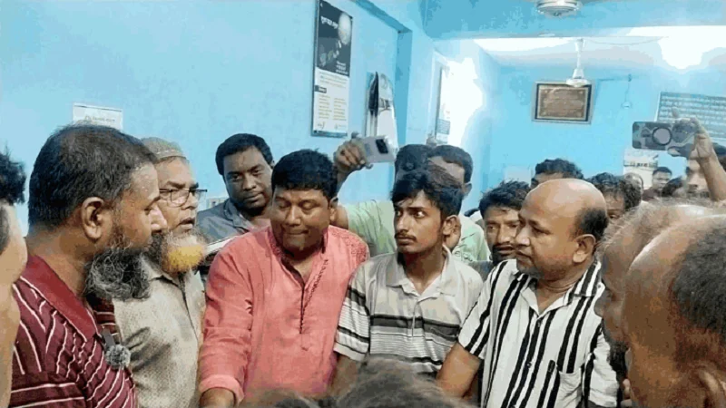 গাইবান্ধায় ইসলামী ব্যাংকের এজেন্ট শাখায় মিলছে না গ্রাহকের কোটি টাকার হদিস
