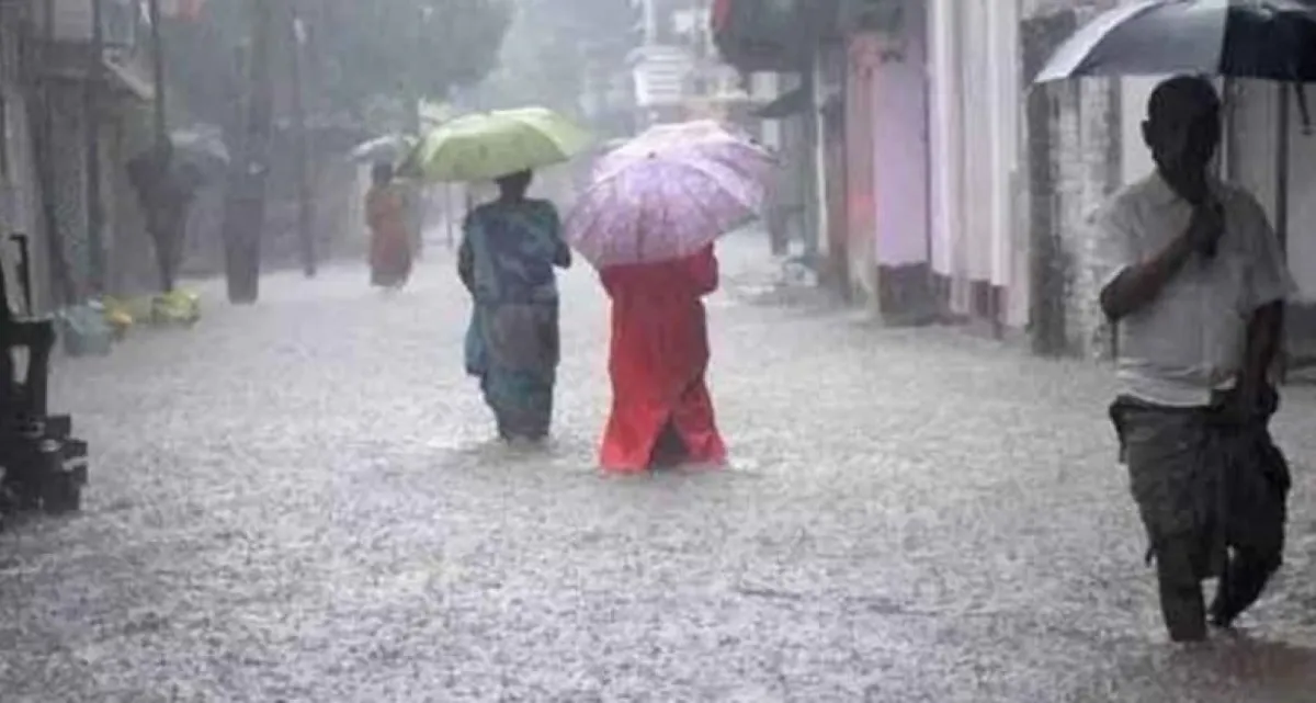 দেশে টানা ৫ দিন ভারি বর্ষণের পূর্বাভাস