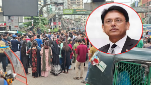 ‘দফা এক, দাবি এক—মিলনের পদত্যাগ’ স্লোগানে সাইন্সল্যাব অবরোধ