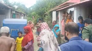 আ. লীগ নেতার দখল থেকে সরকারি আশ্রয়ণ প্রকল্পের ঘর উদ্ধার