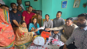 আহত জুলাই যোদ্ধা সুজনের নবজাতক শিশুকন্যার জন্য উপহার পাঠালেন প্রধানমন্ত্রী
