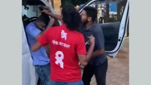 এনসিপির গাড়িবহরে ছাত্রদলের হামলার অভিযোগ, সারজিসসহ আহত অনেকে