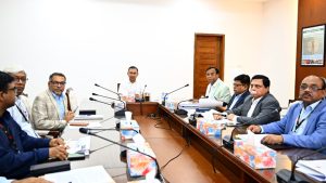 প্রধানমন্ত্রীর সভাপতিত্বে ডিএসসিসির সড়ক ব্যবস্থাপনা বিষয়ক সভা