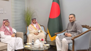 বাংলাদেশি শিক্ষার্থীদের প্রতিবছর ৫০০ শিক্ষাবৃত্তি দেবে সৌদি আরব: মাহদী আমিনকে রাষ্ট্রদূত
