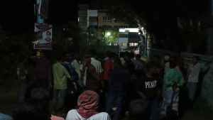 যুবলীগ নেতাকে ছাড়াতে গ্রামের ৩ শতাধিক লোক থানায়, গ্রামবাসীর জিম্মায় নেতাকে ছাড়ল পুলিশ