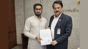 সচিব পদমর্যাদায় প্রধানমন্ত্রীর রাজনৈতিক সহকারী পদে দায়িত্ব গ্রহণ করলেন রাশেদ